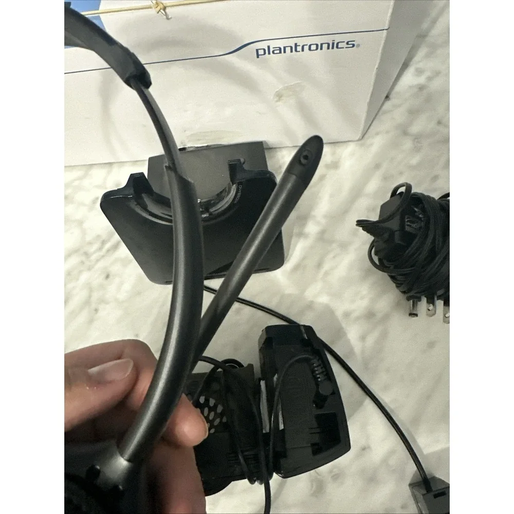 Plantronics CS510 Wireless Headset System w/ Base 84691-01 In‎ Original Box